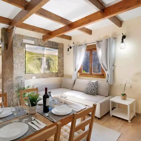 Вилла Rustic House *